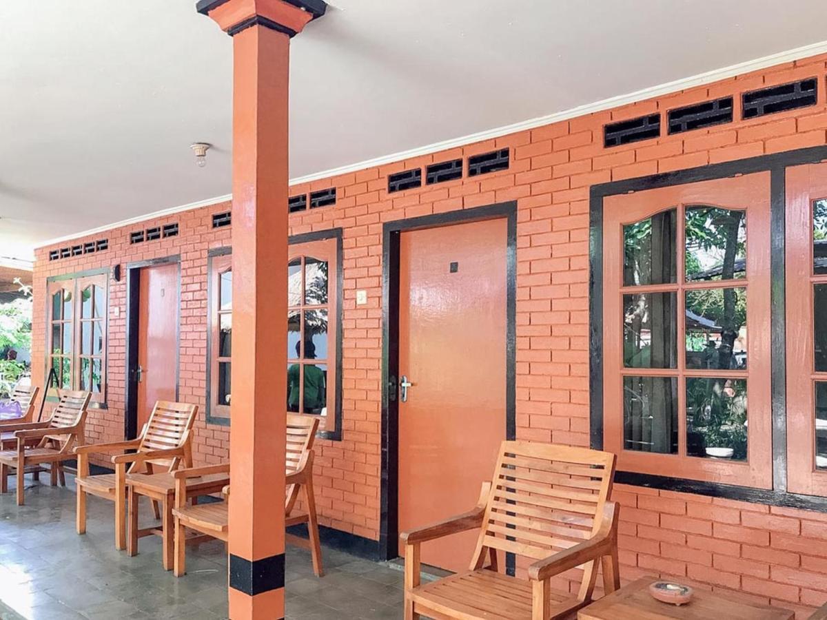 Oka Homestay Mitra Reddoorz Mataram Exteriér fotografie